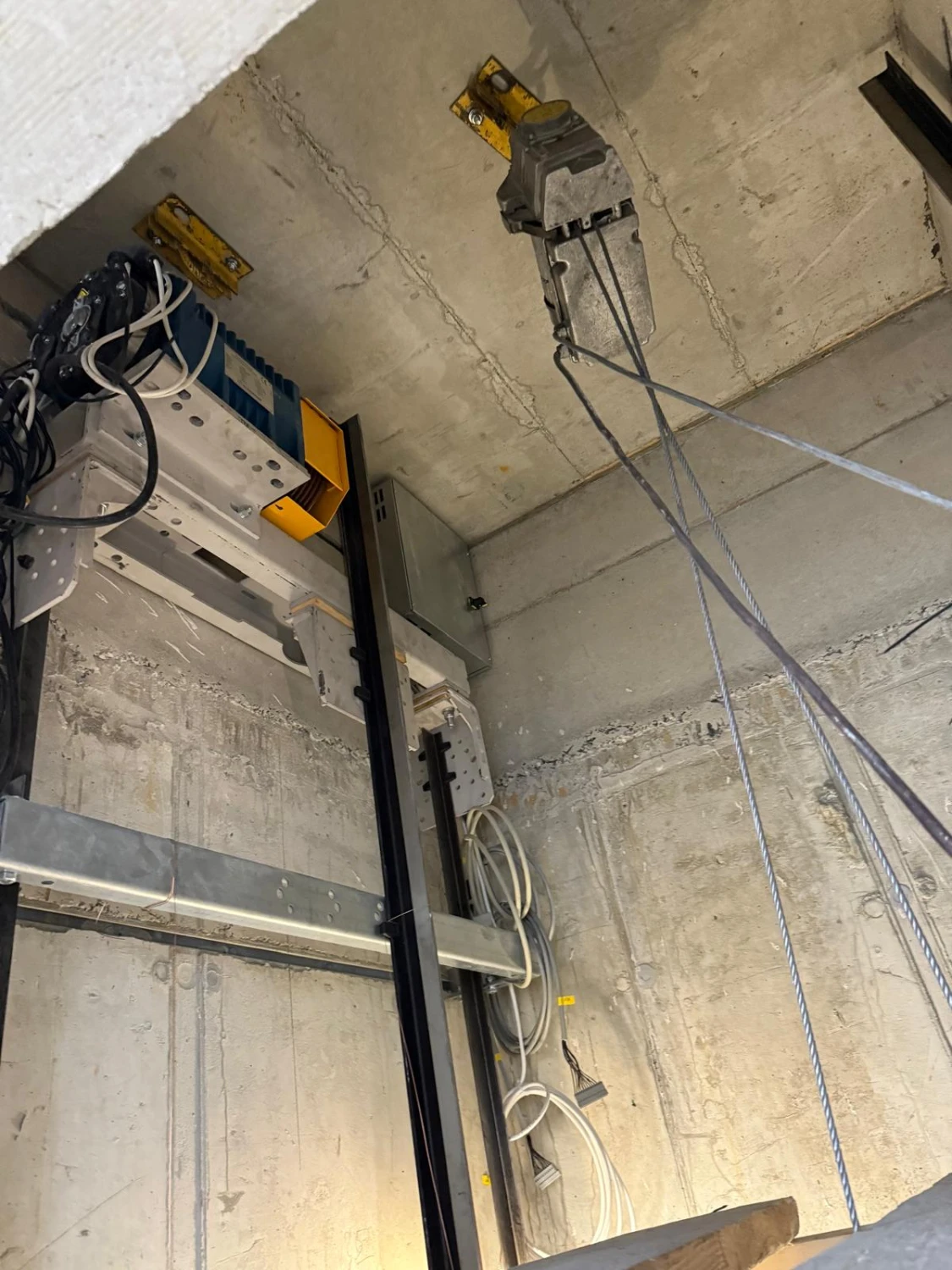 KV Aufzüge GmbH - Aufzugbau im Gange