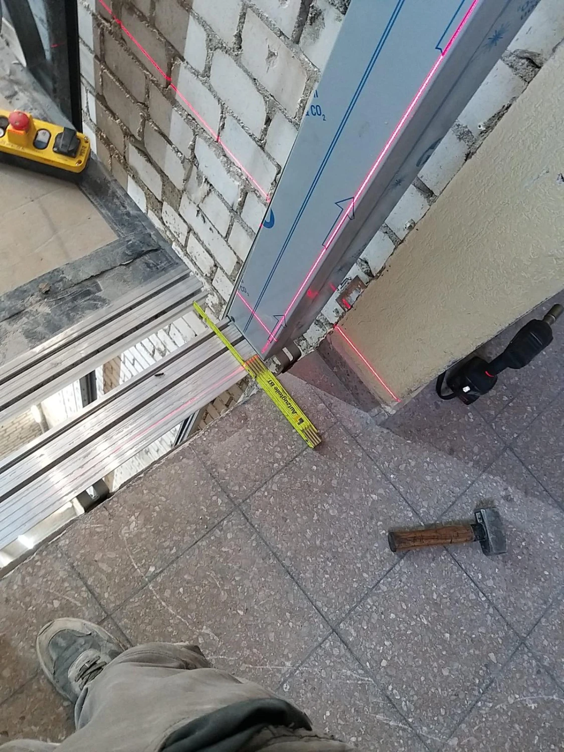 KV Aufzüge GmbH - Messungen im Aufzugsbau